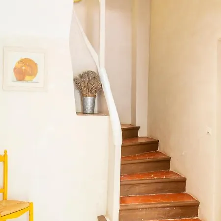Renting Chez Sophie - 2 Bedroom 2-4pers Terrace Sea View Pool Garage